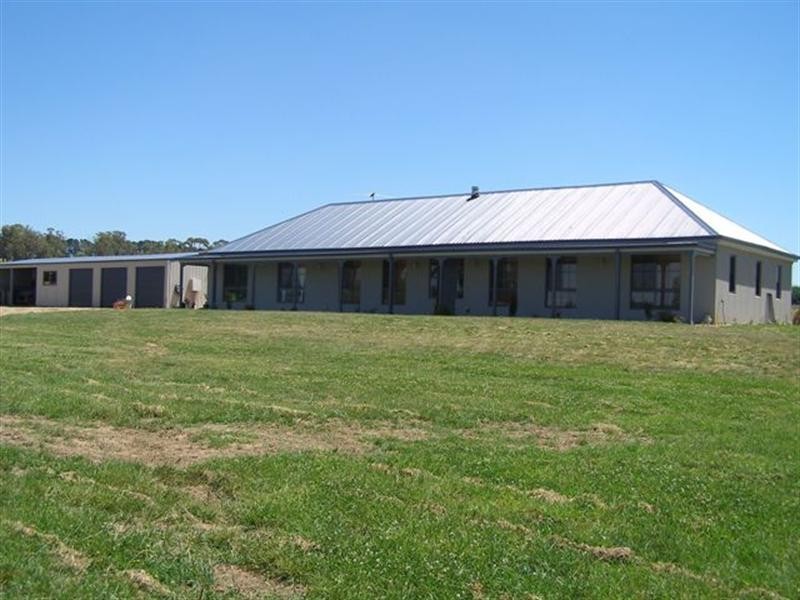 73 Burtons Lane, Forest Reefs NSW 2798