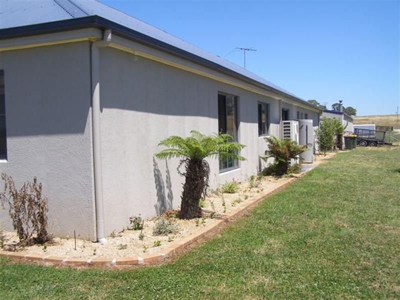 73 Burtons Lane, Forest Reefs NSW 2798