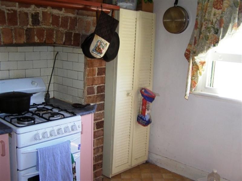 12 Seaton Street, Spring Hill NSW 2800