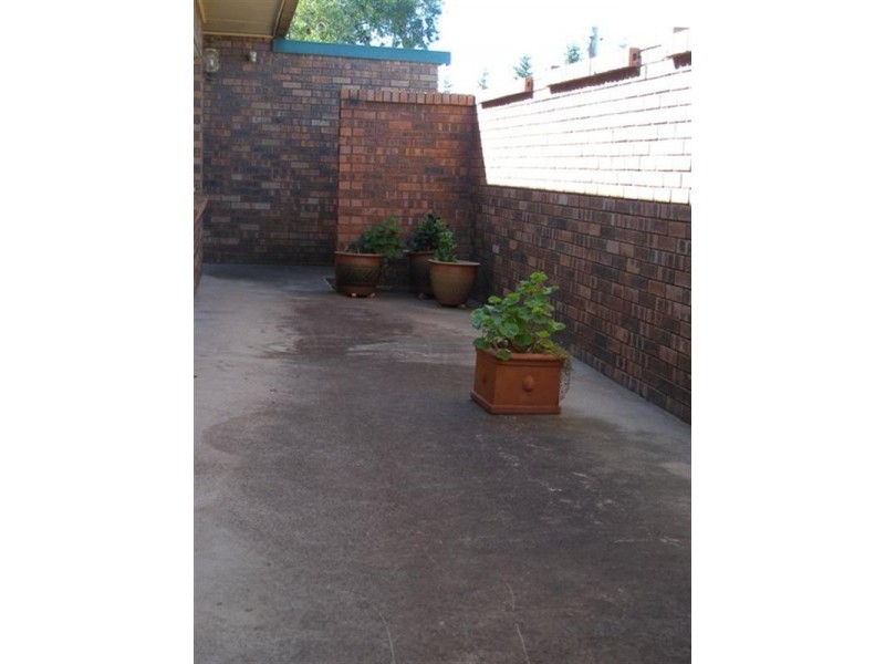 115 Molong Road, Orange NSW 2800