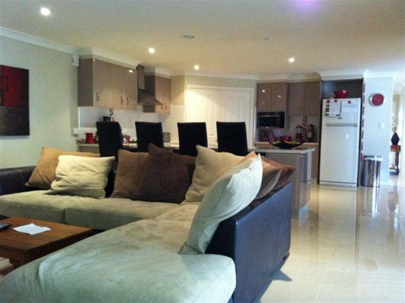 8 Romano Drive, Orange NSW 2800