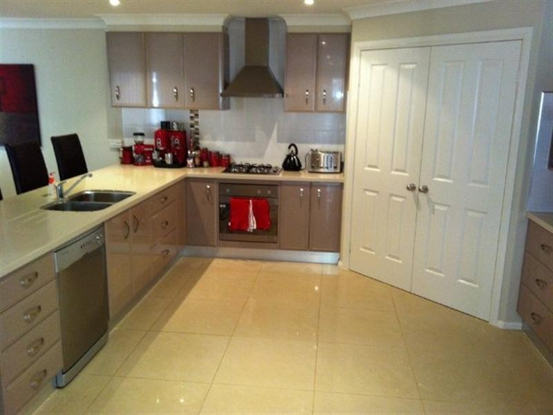 8 Romano Drive, Orange NSW 2800