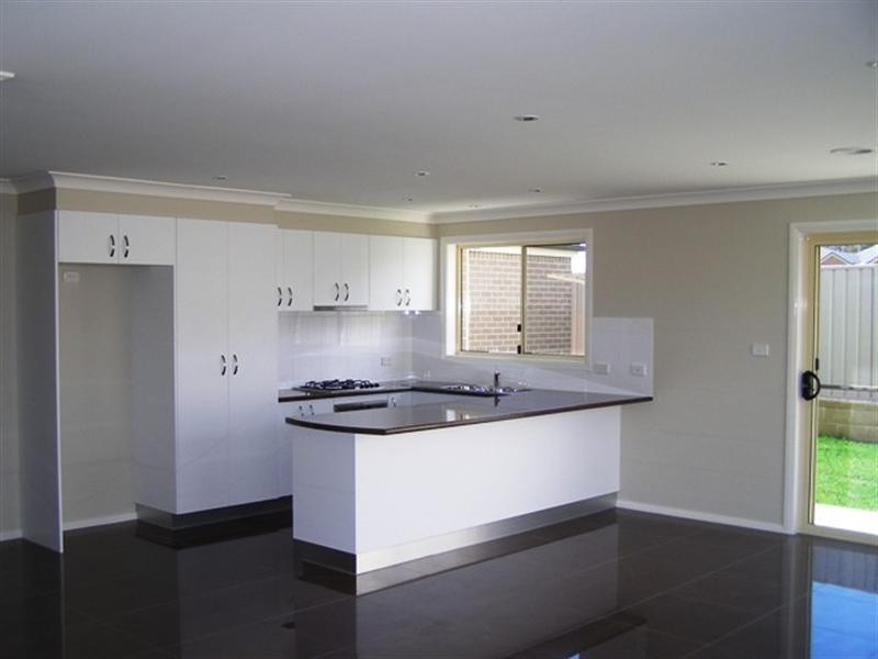 19 (dwelling 2) Begonia Place, Orange NSW 2800