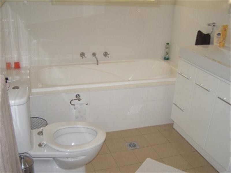 2a Etna Street, Orange NSW 2800