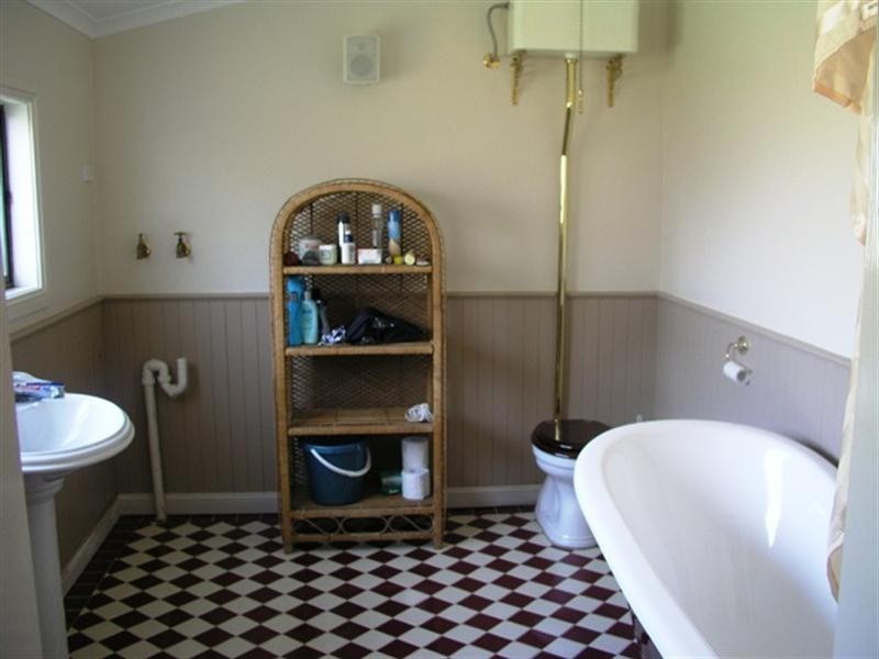 406 Summer Street East, Orange NSW 2800