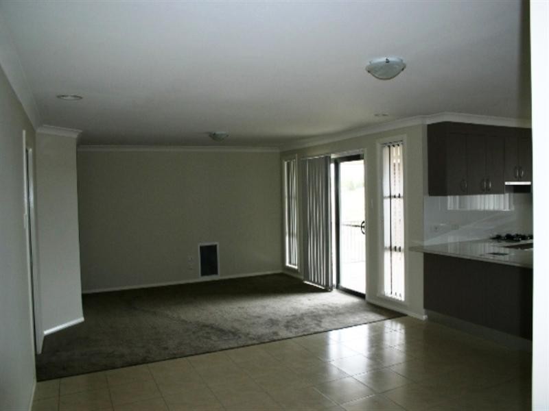 13 Windamingle Place, Orange NSW 2800