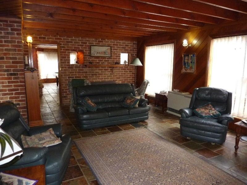 7 Sieban Drive, Orange NSW 2800