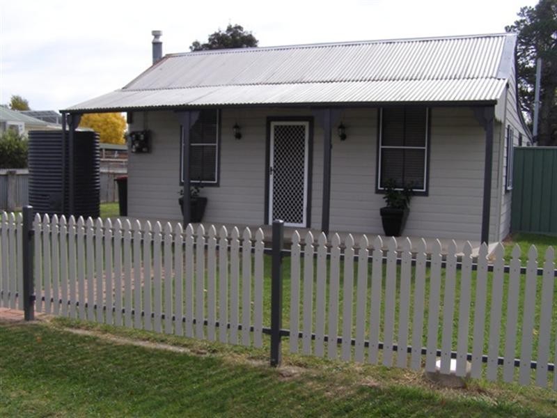21 Windred Street, Orange NSW 2800