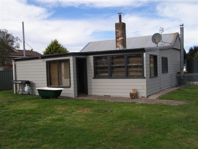 21 Windred Street, Orange NSW 2800