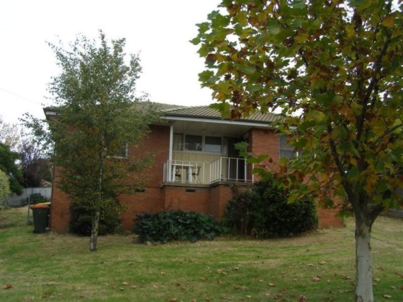 2 Leura Road, Orange NSW 2800