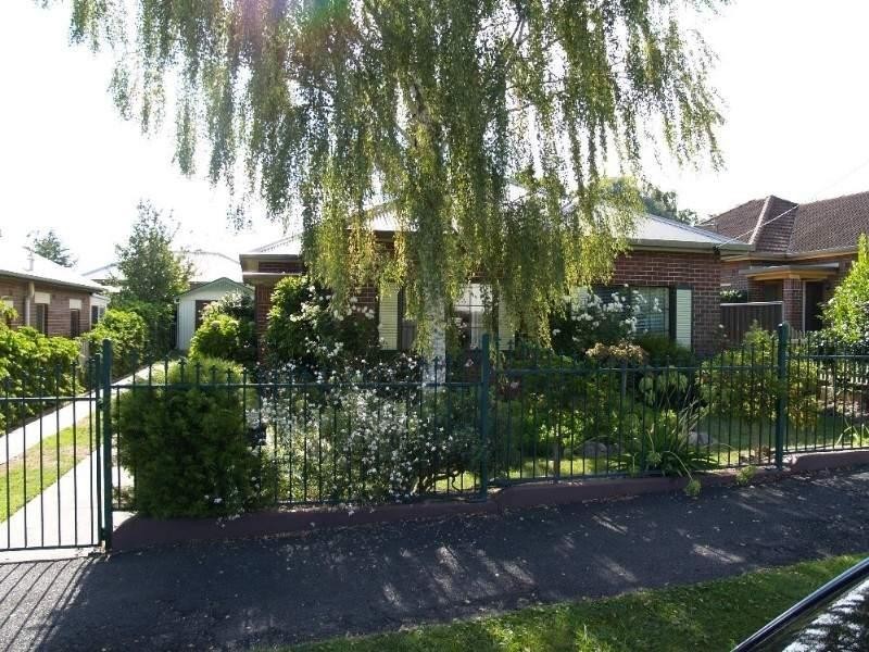 357 Lords Place, Orange NSW 2800
