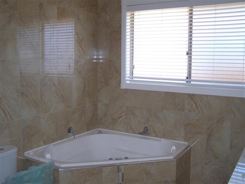 42 Farrell Road, Orange NSW 2800