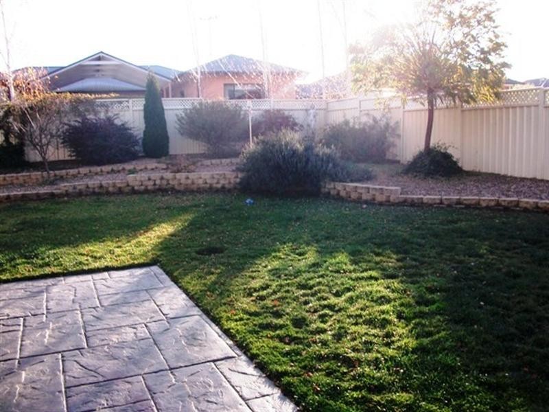 15 Johnathon Road, Orange NSW 2800