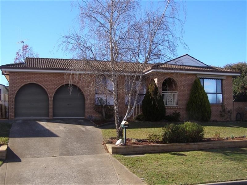 8 Kent Avenue, Orange NSW 2800