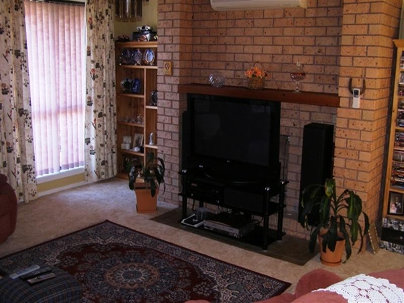 8 Kent Avenue, Orange NSW 2800