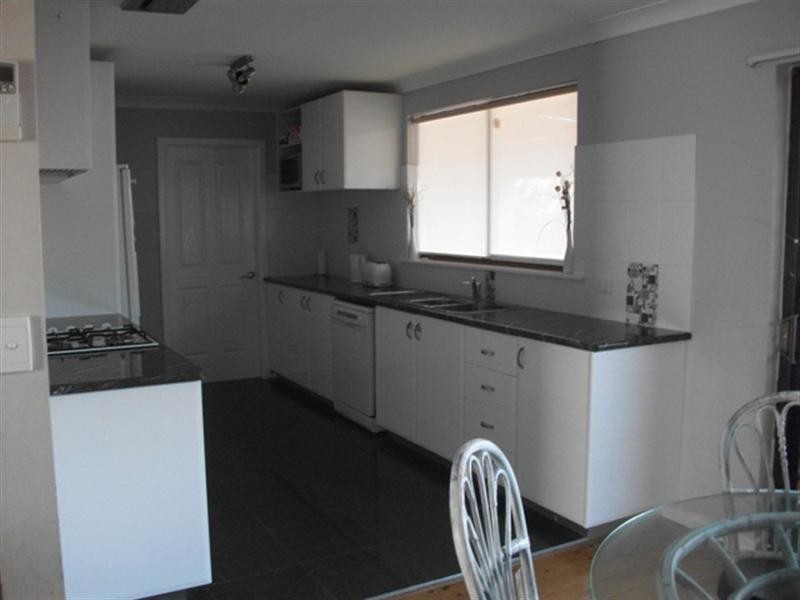 9 Courallie Drive, Orange NSW 2800