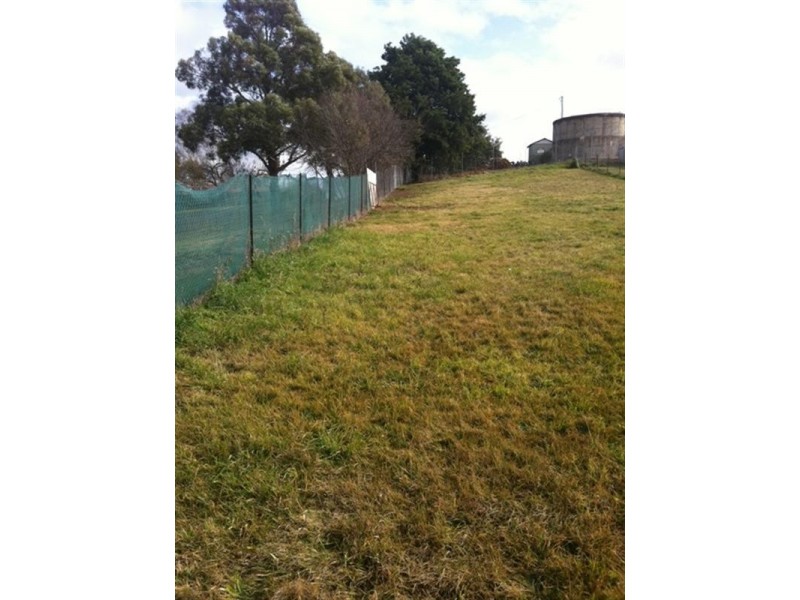 35 Worboys, Spring Hill NSW 2800