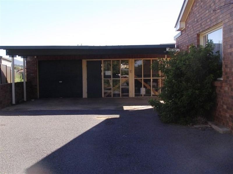 115 Molong Road, Orange NSW 2800