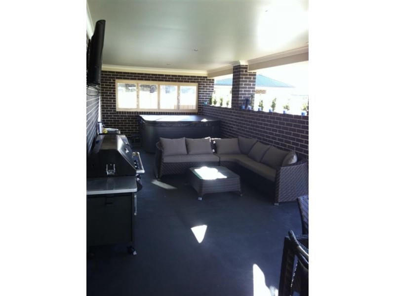 82 Diamond Drive, Orange NSW 2800