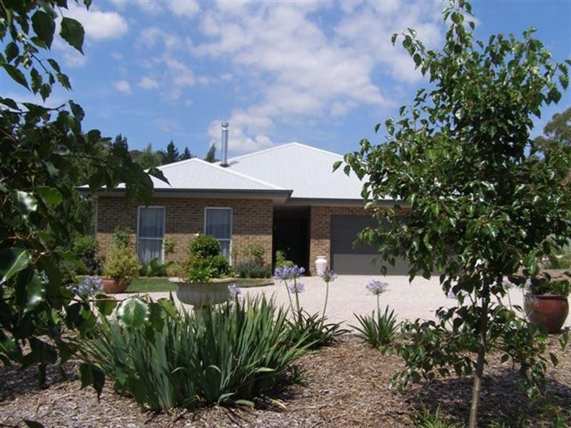 “Binovale” Thompson Road, Orange NSW 2800