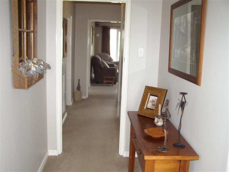 8 Orana Street, Orange NSW 2800