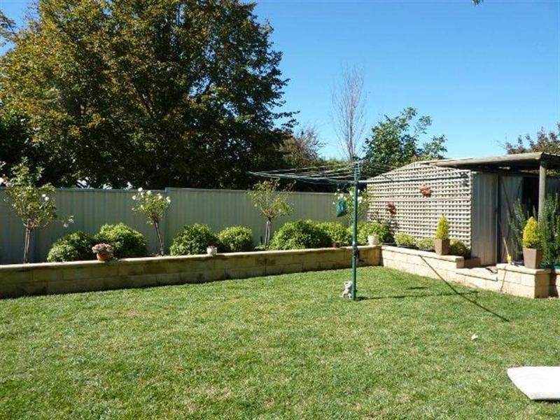 8 Orana Street, Orange NSW 2800