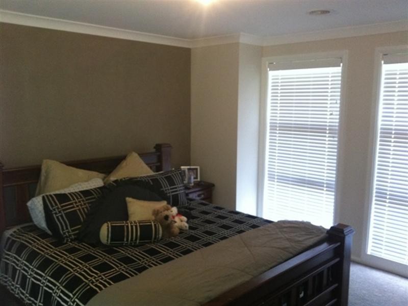 30 Botanic Way, Orange NSW 2800