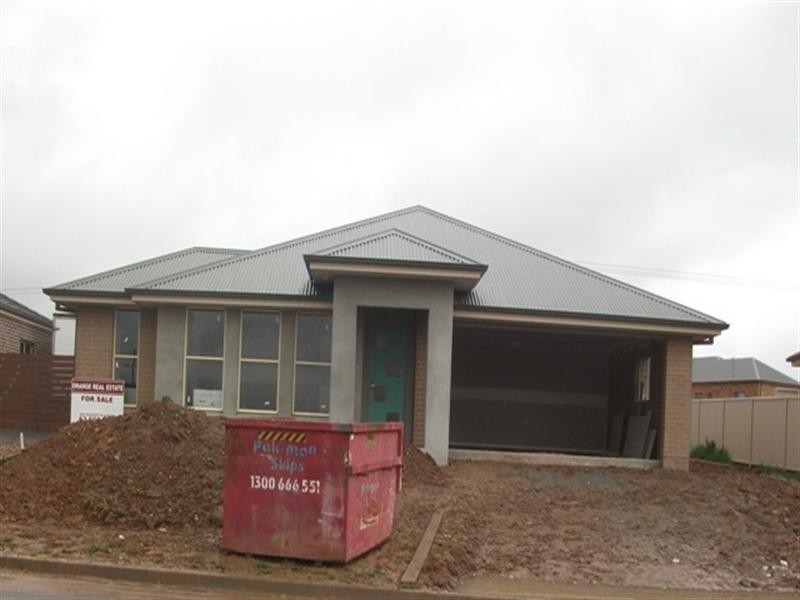 501 Diamond Drive, Orange NSW 2800