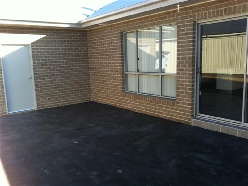 98 Braeburn Crescent, Orange NSW 2800