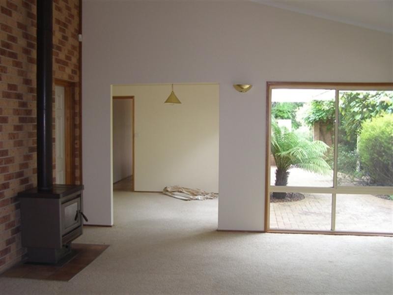 13 Ophir Road, Orange NSW 2800