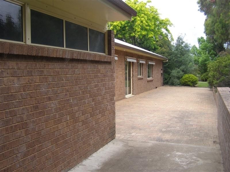 13 Ophir Road, Orange NSW 2800