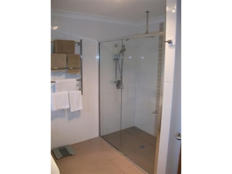 2 Anthony Crescent, Orange NSW 2800