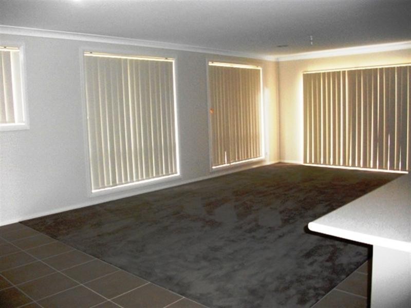 1 Buckland Drive, Orange NSW 2800