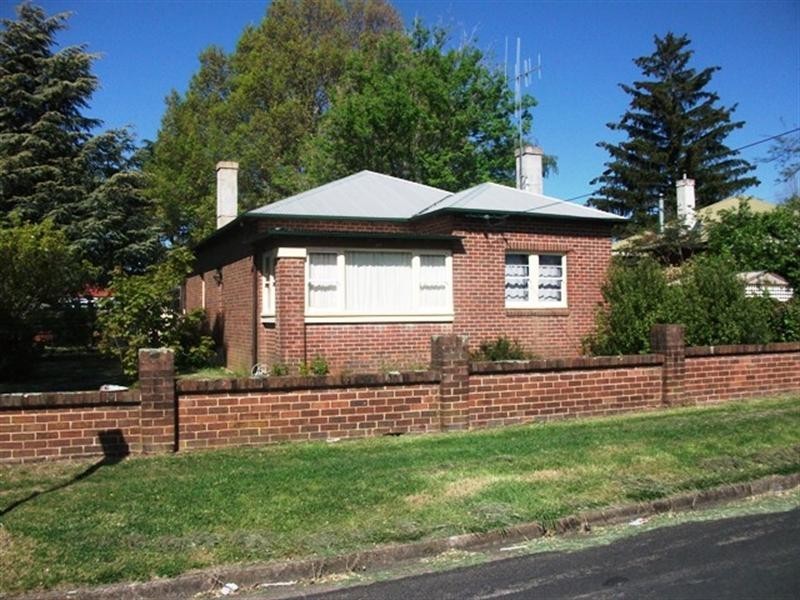 25 Allenby Road, Orange NSW 2800