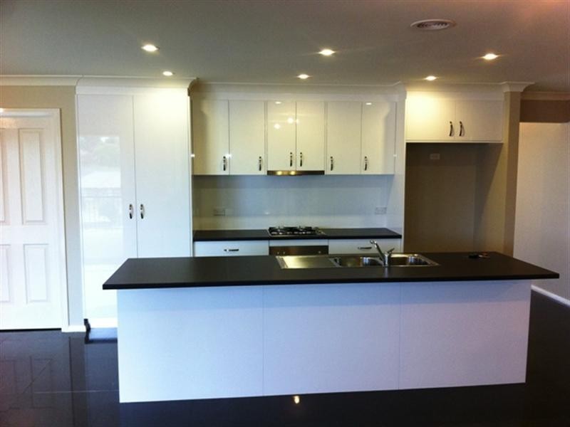 11 Windamingle Place, Orange NSW 2800