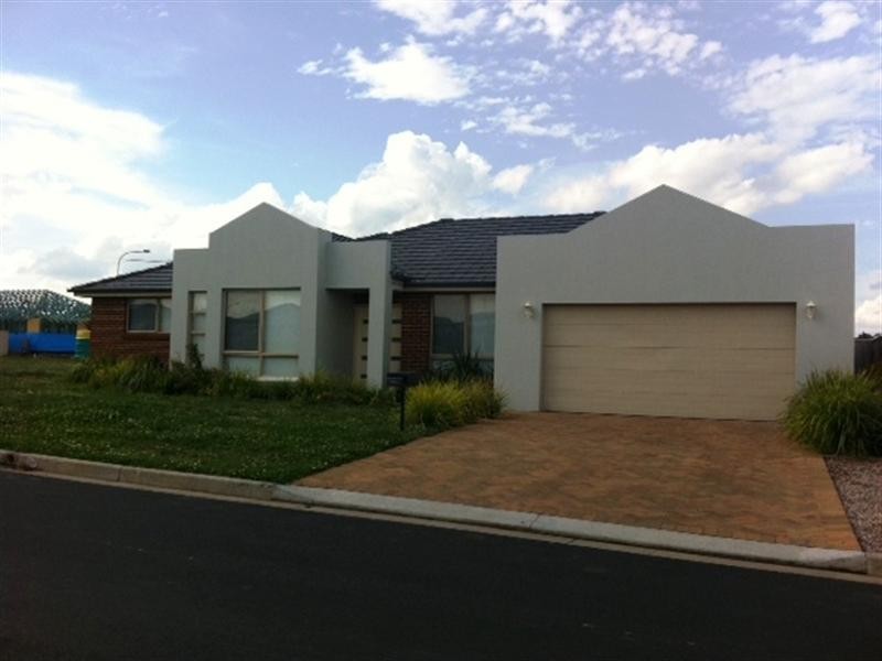 1 Sapphire Street, Orange NSW 2800