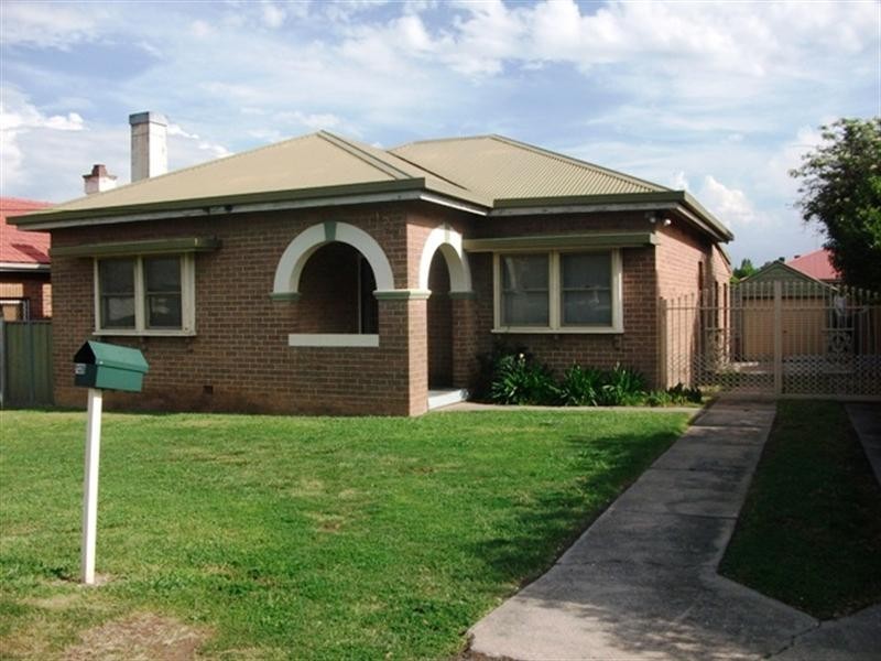 128 Prince Street, Orange NSW 2800
