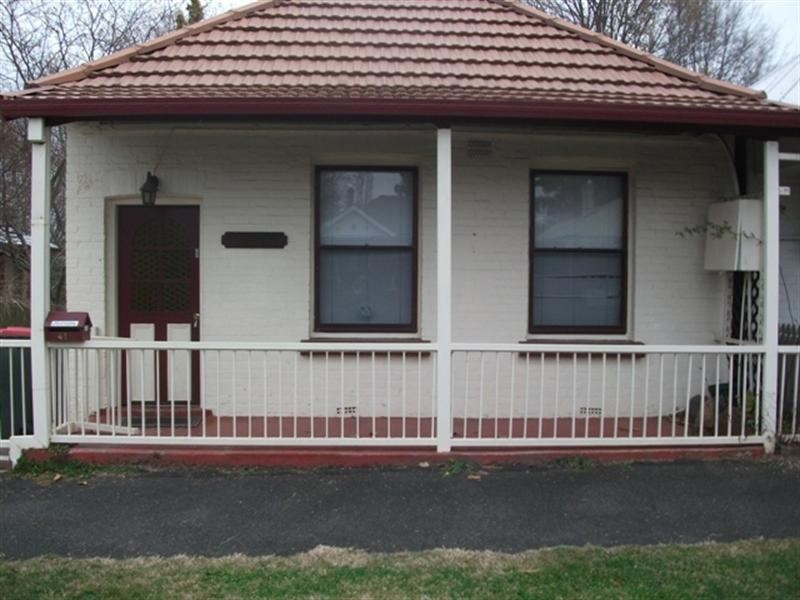 41 Clinton Street, Orange NSW 2800