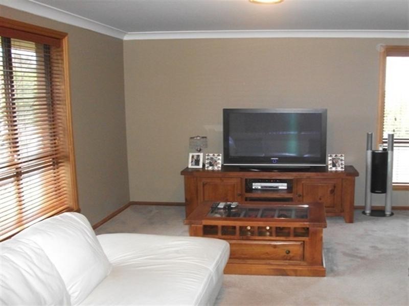 2 Anthony Crescent, Orange NSW 2800