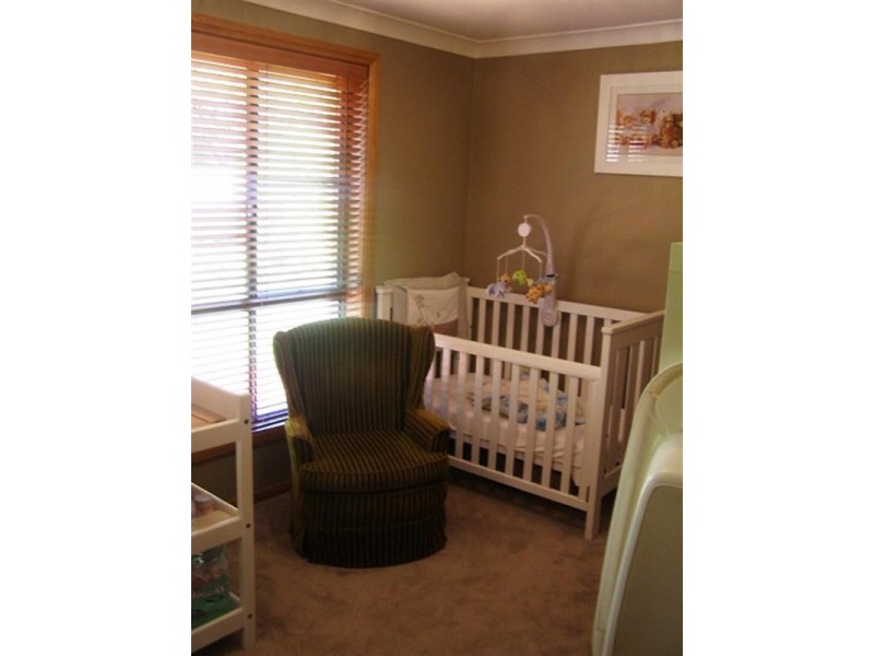 2 Anthony Crescent, Orange NSW 2800