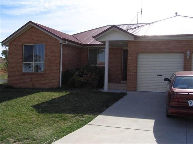 36 Brooklands Drive, Orange NSW 2800