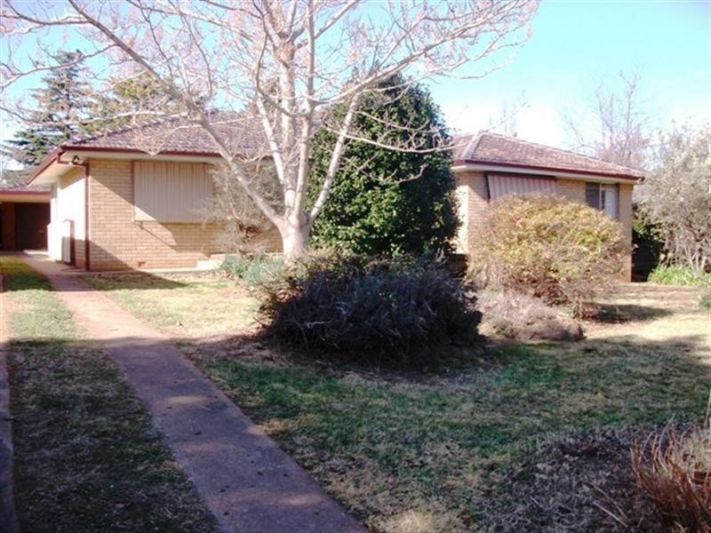 12 Larela  Circ, Orange NSW 2800