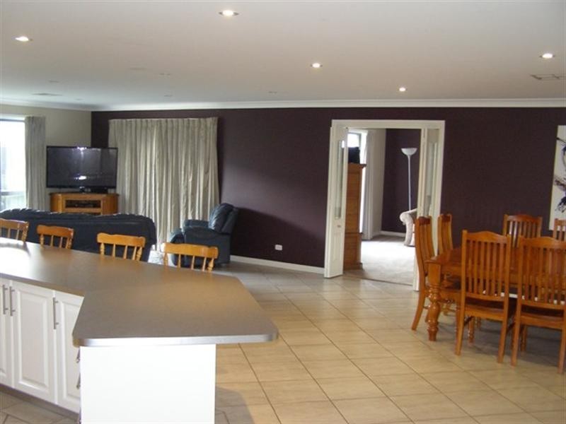 18 Jonathon Road, Orange NSW 2800