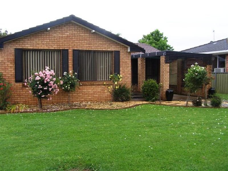 1 Rawle Avenue, Orange NSW 2800