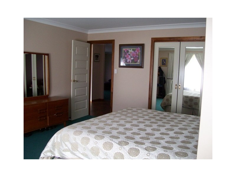 7 Jonathon Road, Orange NSW 2800