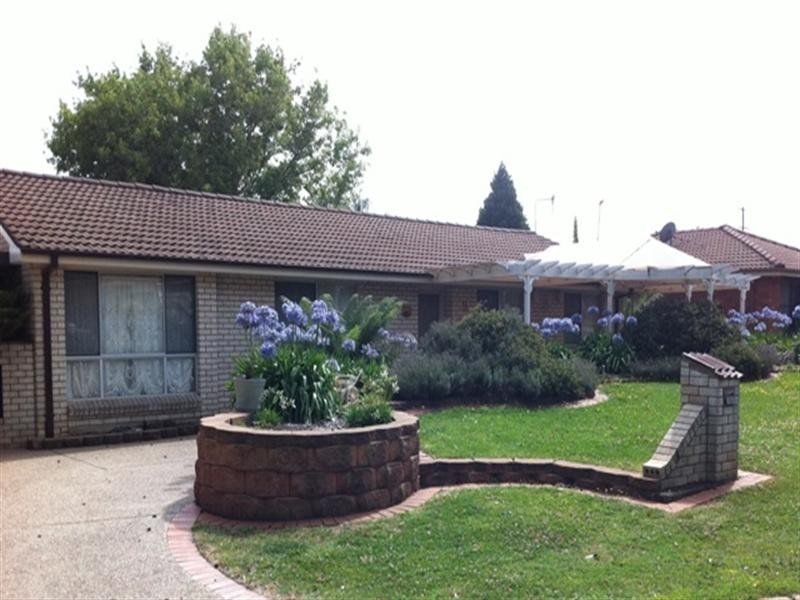 9 Alison Place, Orange NSW 2800