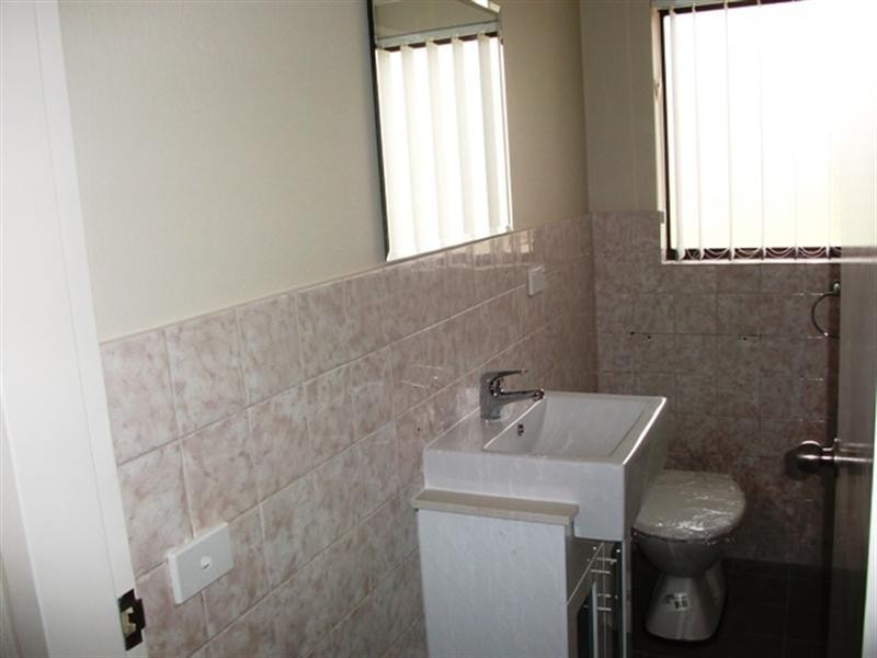 Unit 12/14-16 Burrendong Way, Orange NSW 2800