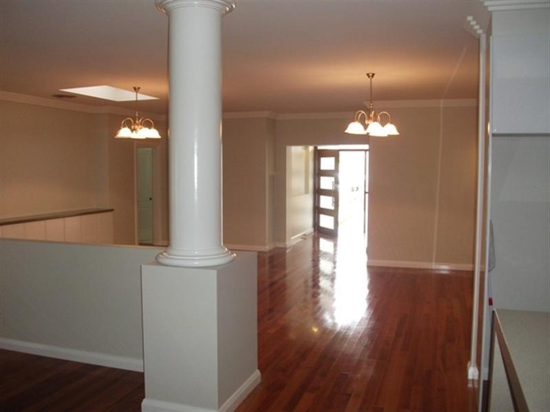 32 Moonstone Drive, Orange NSW 2800