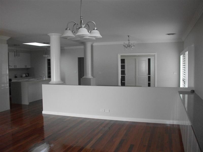 32 Moonstone Drive, Orange NSW 2800