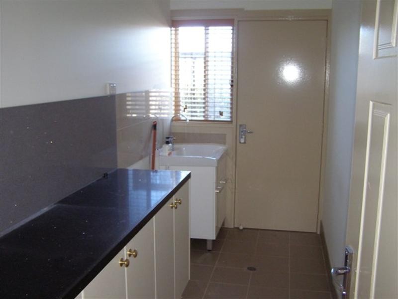 3 Botanic Way, Orange NSW 2800